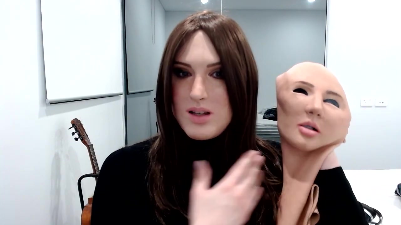 美女面具易容伪装出街,超逼真,泰勒美女面具展示(新面具视频467)