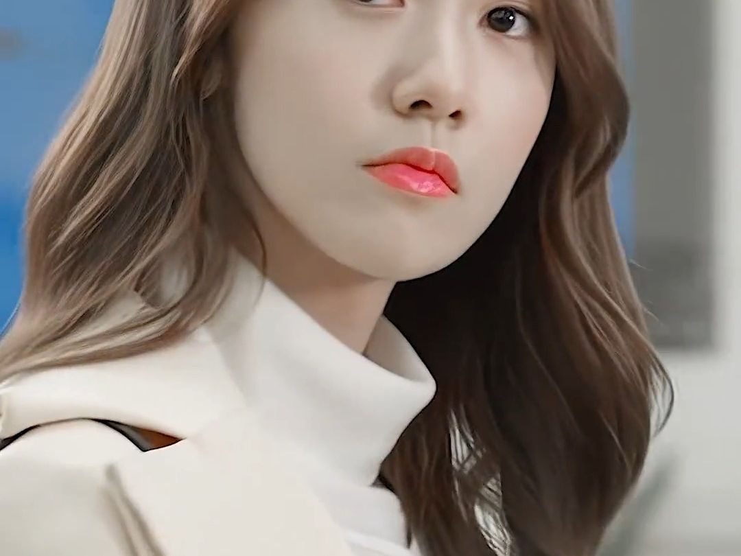 总有一个人的离开,瞬间让你觉得你一无所有……#林允儿 #神仙颜值 #去