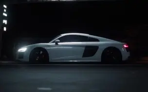 Download Video: 这不是游戏~ 深夜街头 Audi R8 V10 姿态