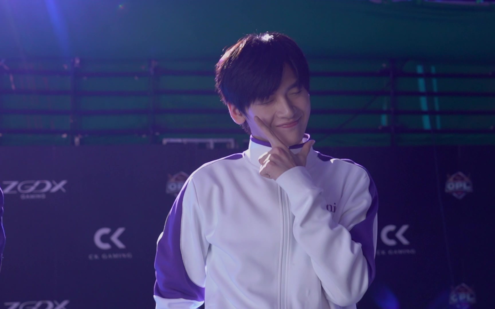 最惹人心疼的前男友简阳,也是认真揣摩角色的新人演员翟潇闻!