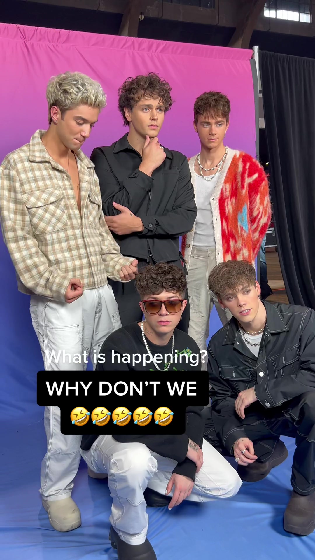 后台发生的事情会在tiktok上进行. @ whydontwemusic