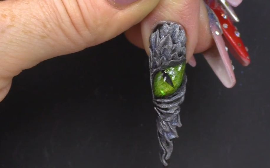 【美甲教程】17年第179彈,小姐姐的龍眸美甲造型教學