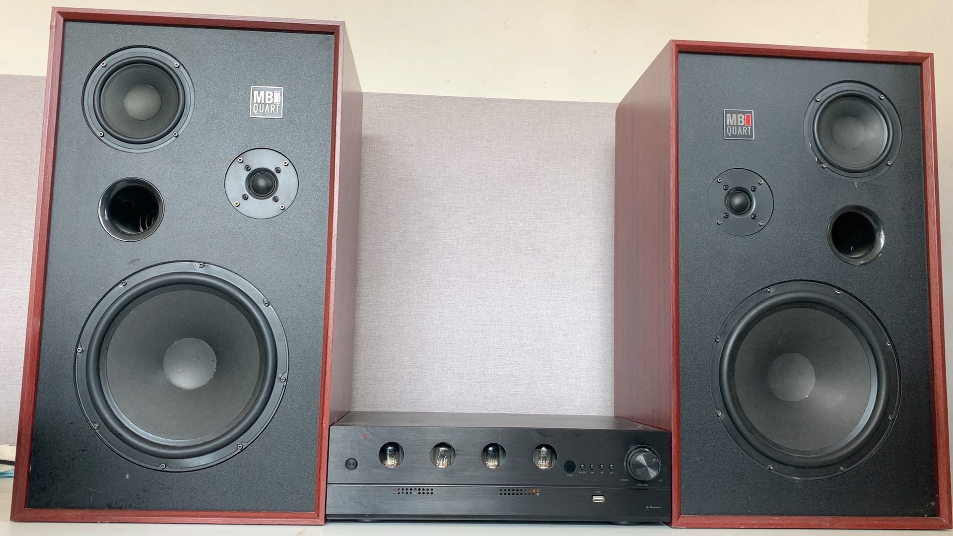 德国歌德mbquart品牌 550胆机功放加a10 10寸三分频音箱套装 播发音乐