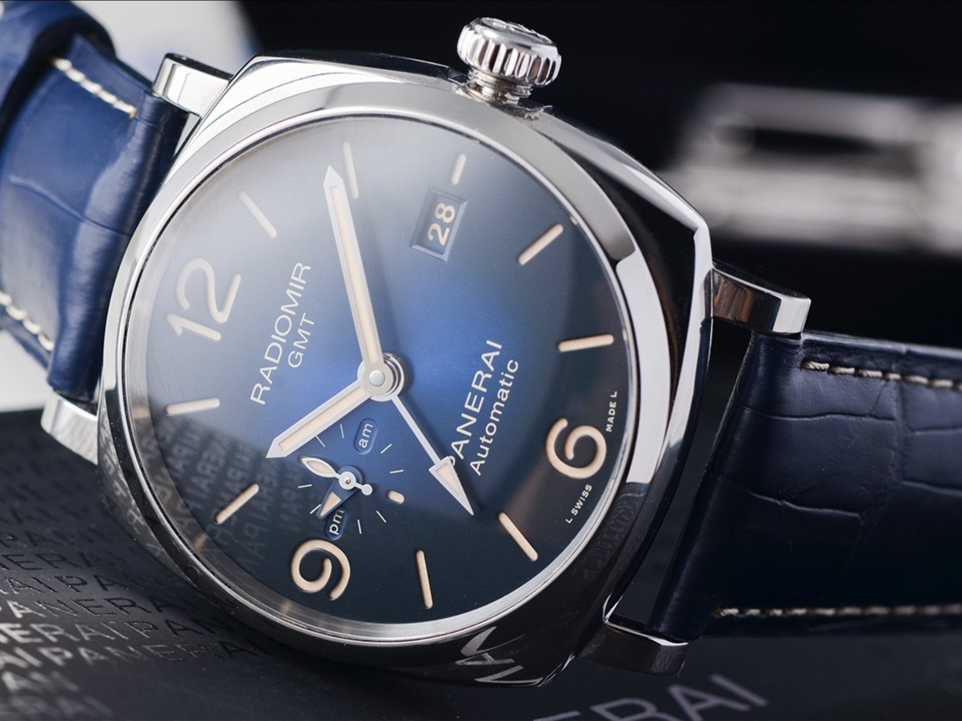 Любители часов Panerai не должны пропустить часы P