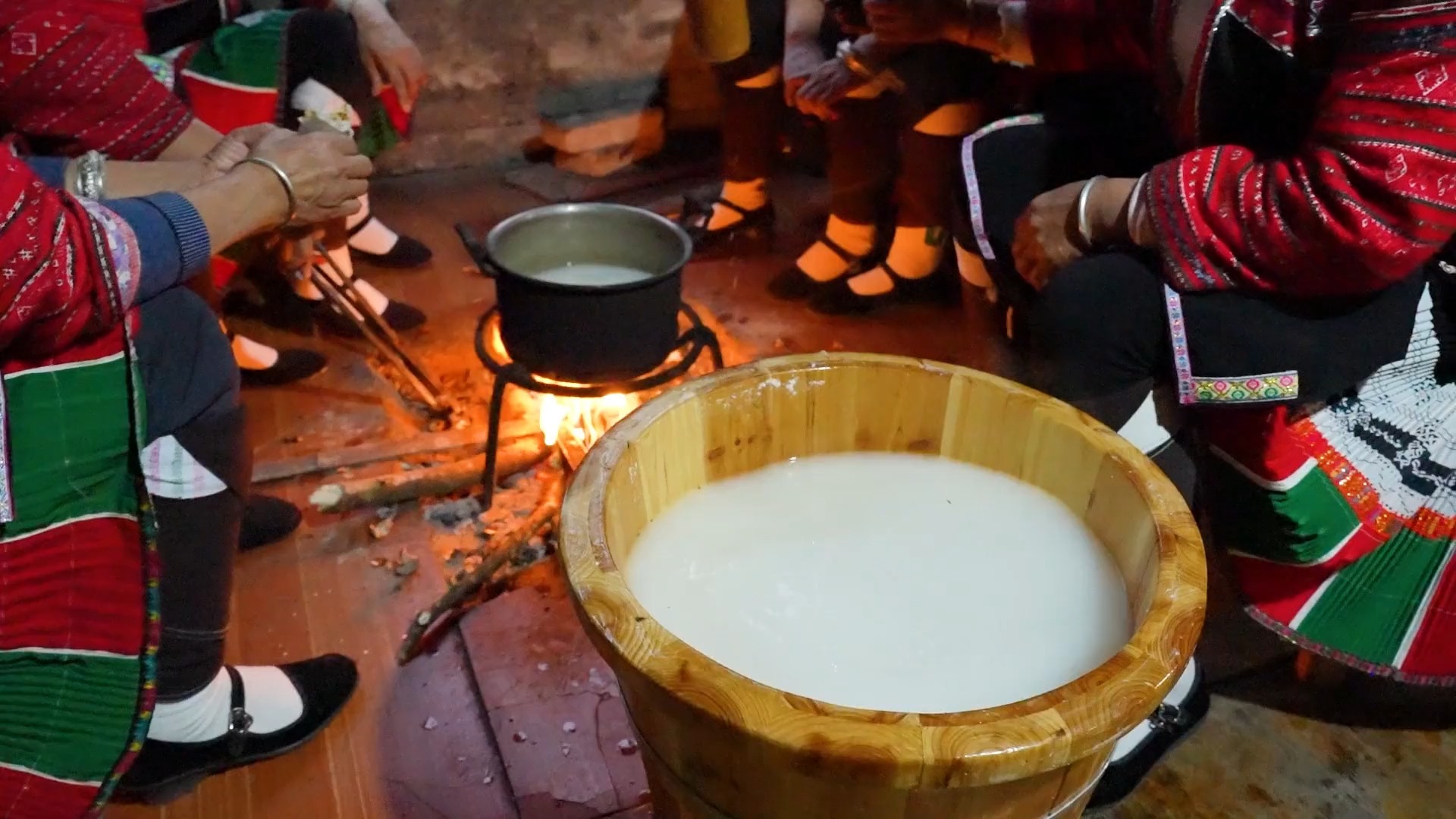 这种国货长发小寨淘米水洗头,竟能洗出一头亮丽长发!