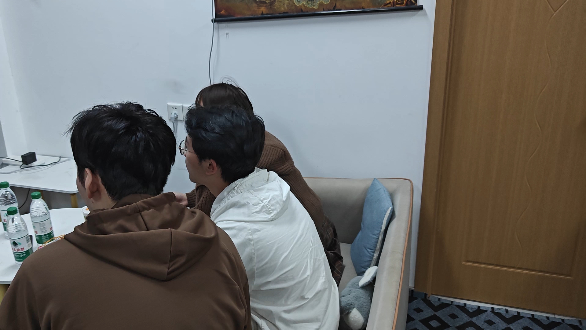 游戏厅包间不够用,又折腾了下,欢迎南京的云股东上门体验哈