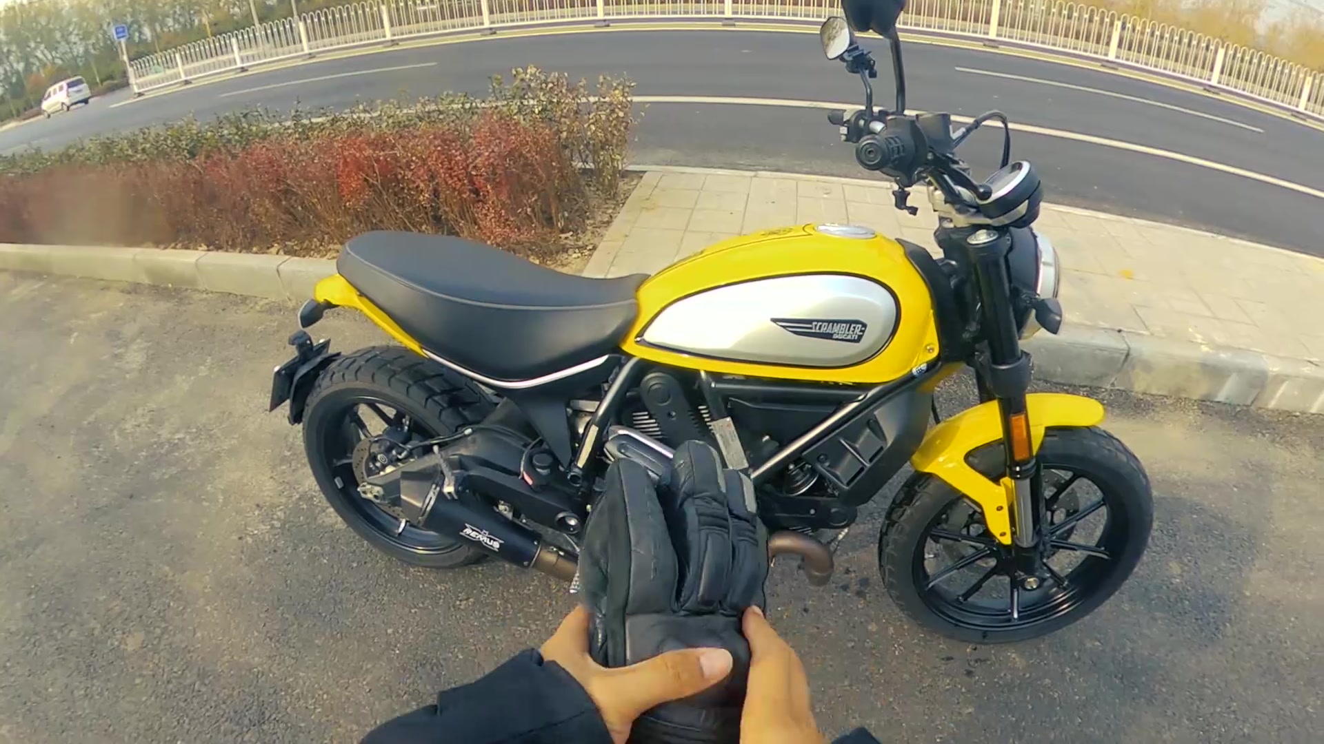 MotoVlog V115 杜卡迪scrambler自游800加装BP套件行驶声浪实录(请带好耳机)哔哩哔哩bilibili