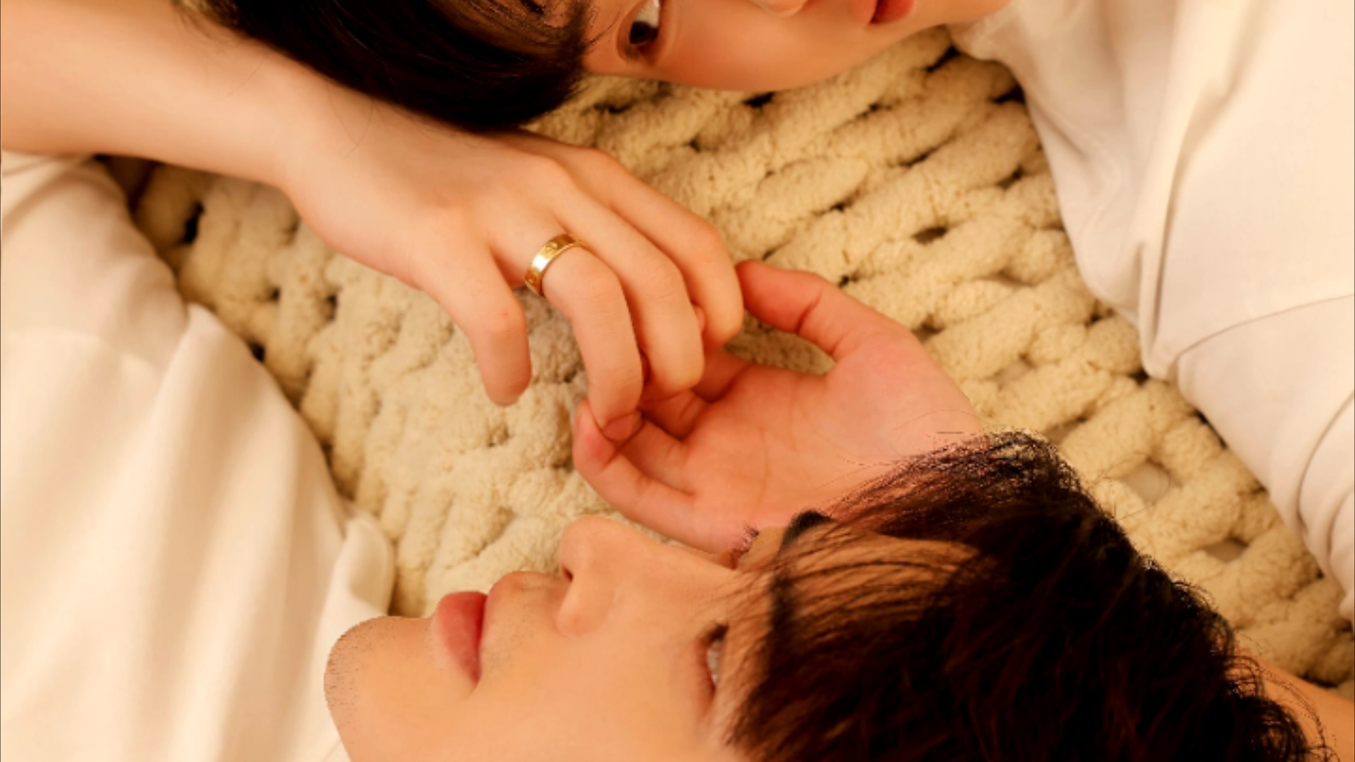 嘉新饼干10.13赖佳新直播赖佳新李嘉华