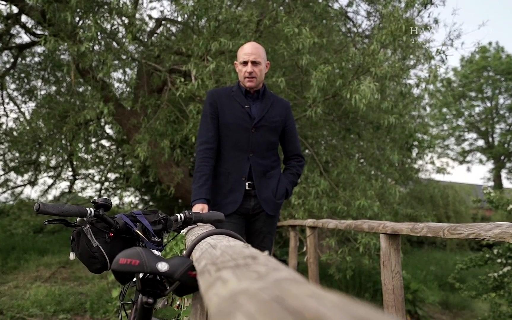 [图]Mark Strong - Two speeches and a song