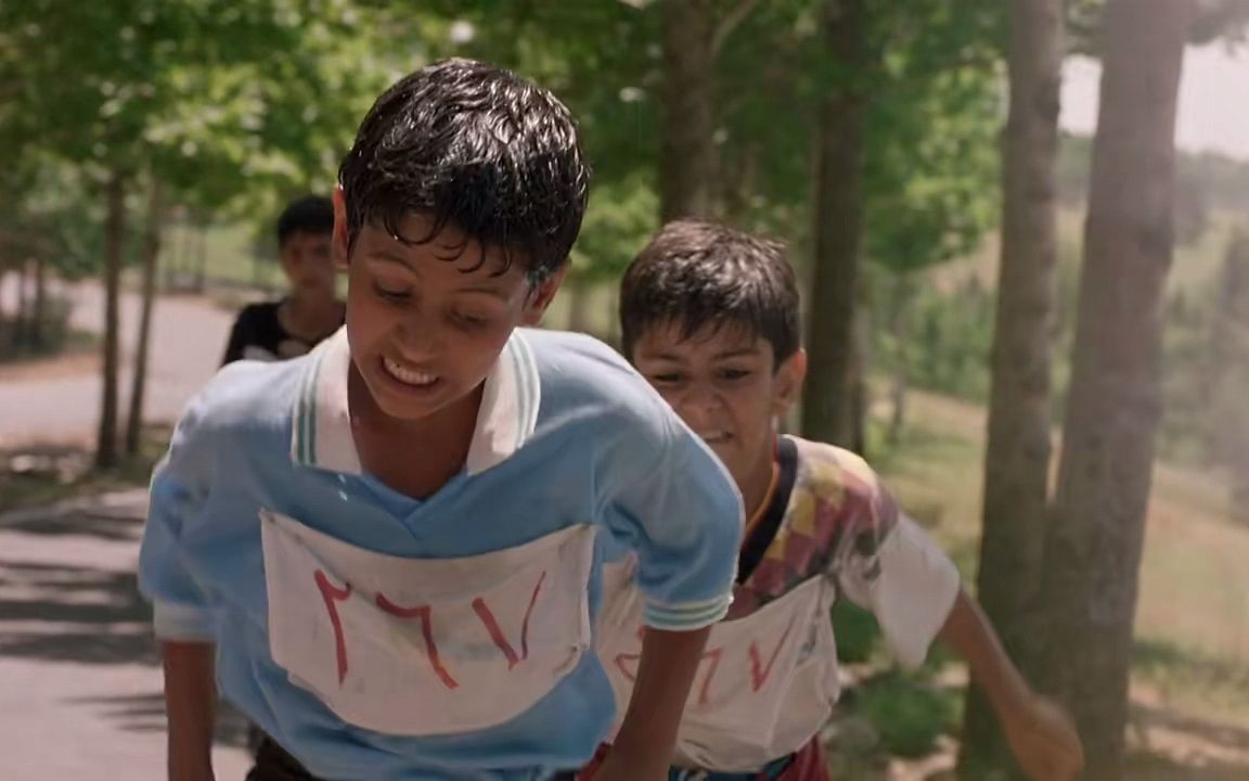 [图]Running, In the Name of Love.---Children of Heaven/Review