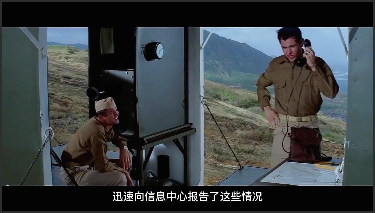 日本偷袭珍珠港,上万吨的美国战舰,瞬间被炸得七零八散,战争片