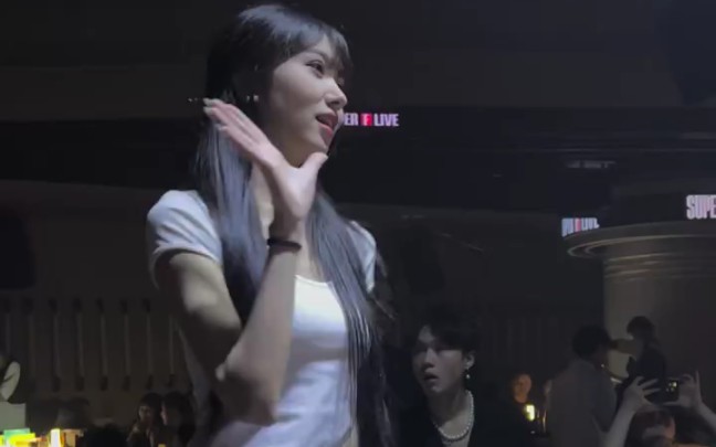 dj小姐姐带你嗨翻全场dj奶栗