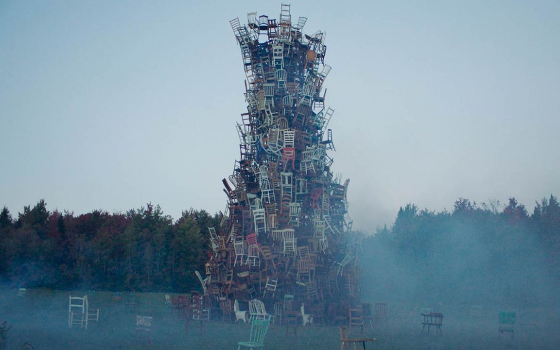 穷电影诡异小镇出现神秘高塔当村民靠近后却怕的只想要逃走