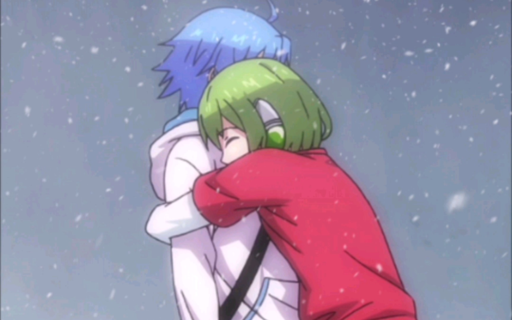 小绿和小蓝拥抱截图