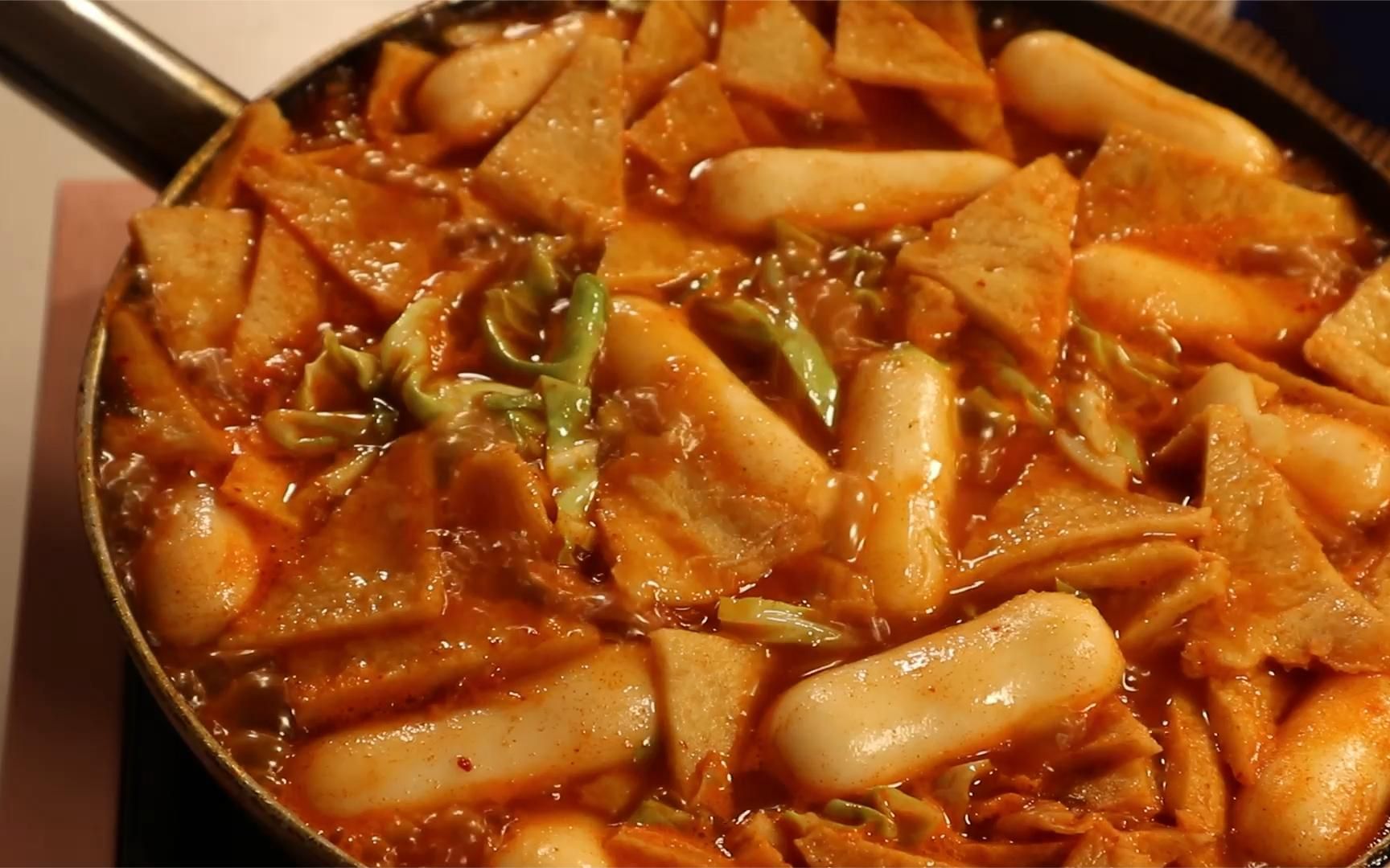 韩国正宗芝士年糕炒鱼饼,实在太好吃了,跟我学一看就会做