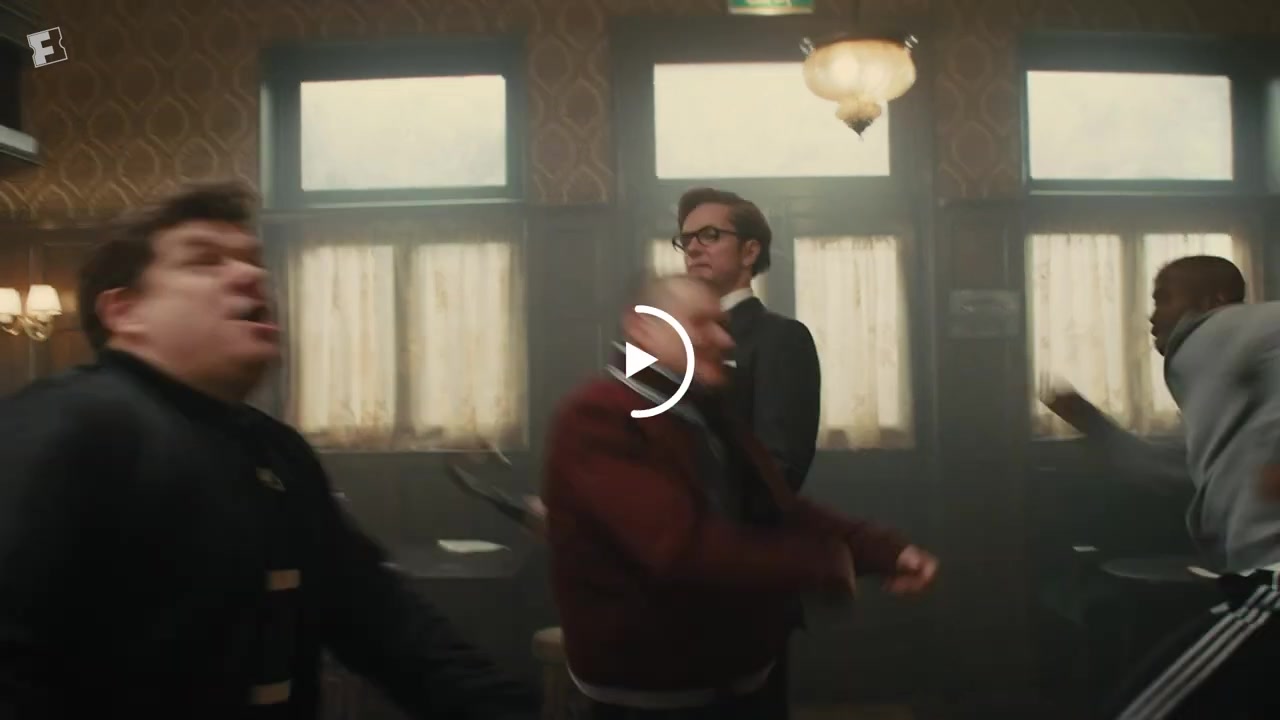 [图]Matthew Vaughn Breaks Down Iconic 'Kingsman' Scenes _ 'The King's Man' Interv...