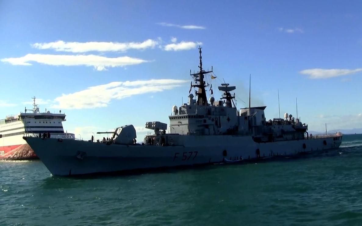 【意大利海军】西北风级护卫舰"和风"号(f-577)