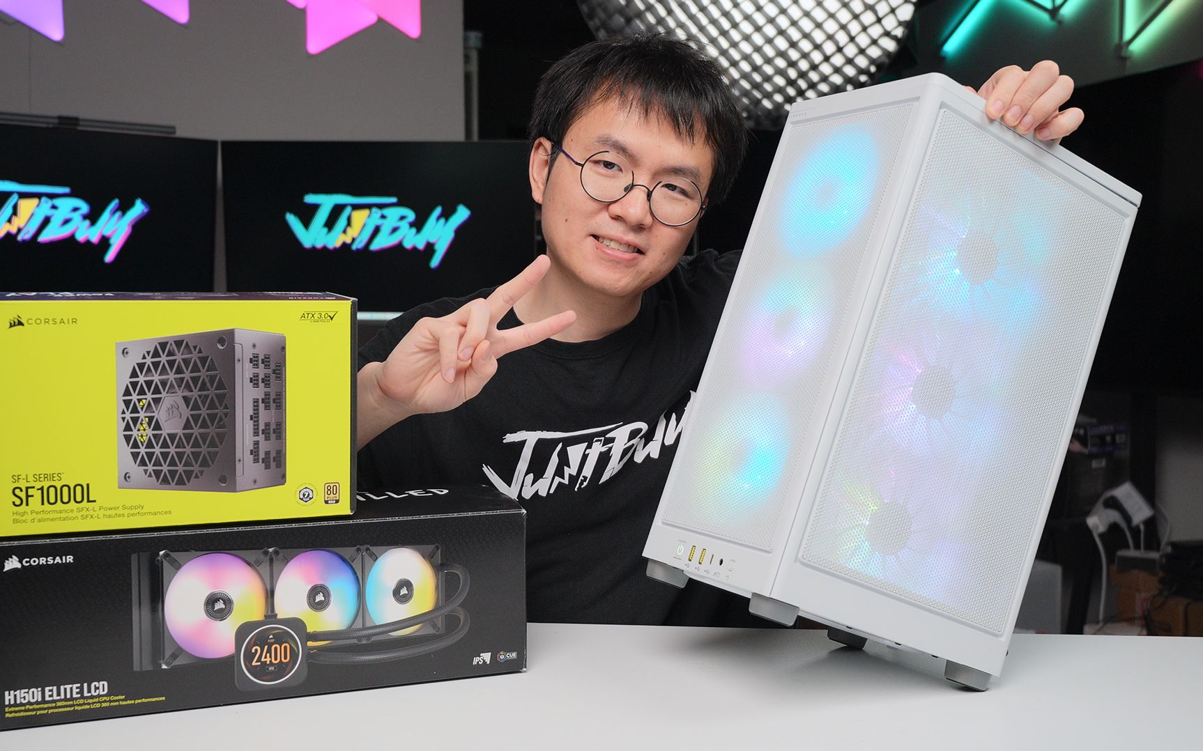 [图]可以装360水冷！桌面立式 ITX 机箱 海盗船 2000D AIRFLOW 装机测评