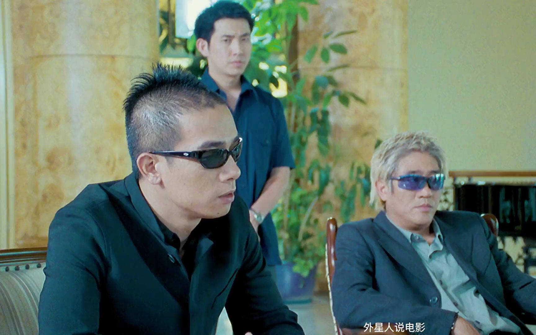 陈浩南和雄霸精彩对决,三联帮大会唇枪舌剑!