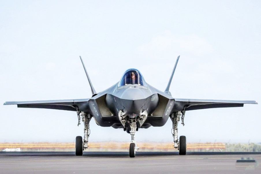 f35 隐形战斗机!空中霸主