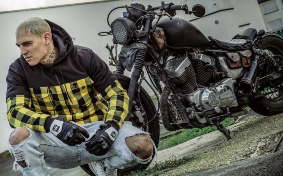 法国健身达人 jerome pina 乡间小路骑行