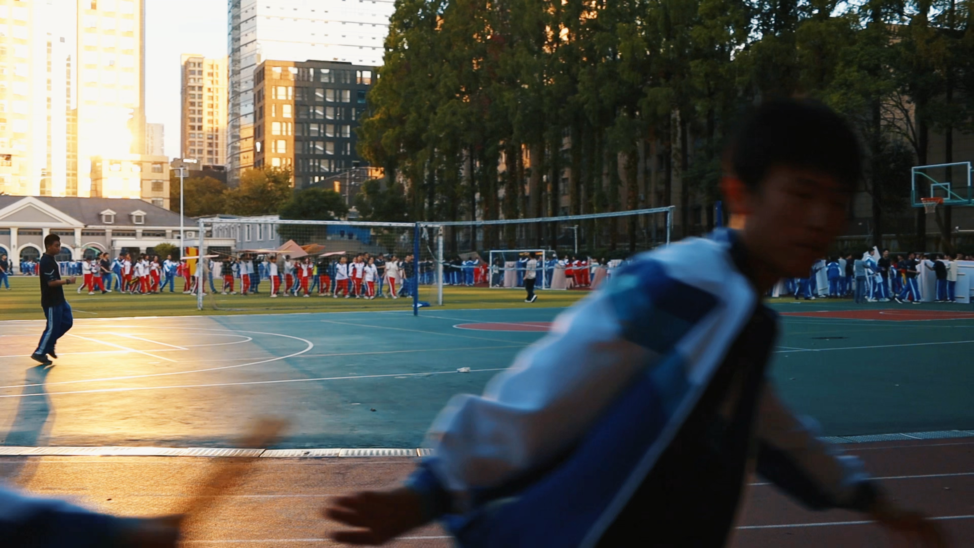 【Someone in the crowd】南京市金陵中学2024秋季运动会排练花絮哔哩哔哩bilibili