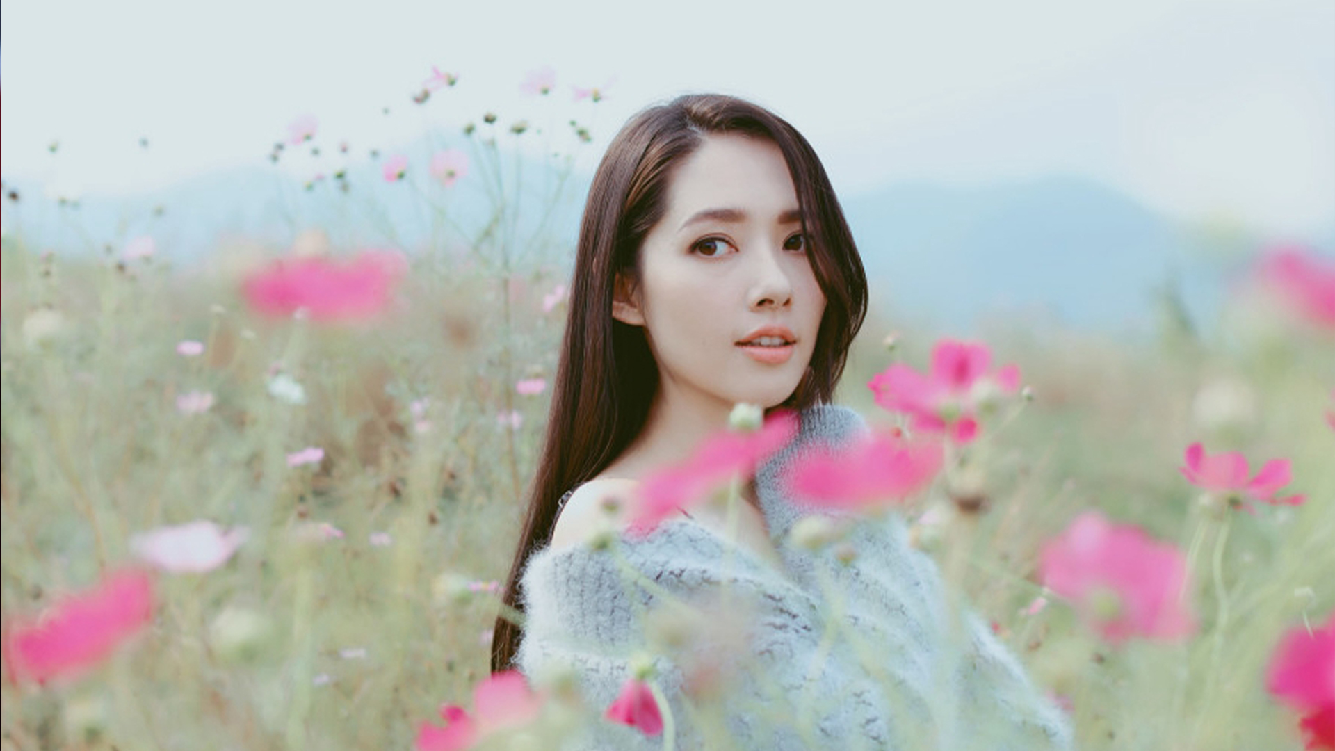 郭碧婷向太婆媳罕见同框,身材走样富态尽显,小腹凸起被疑怀三胎