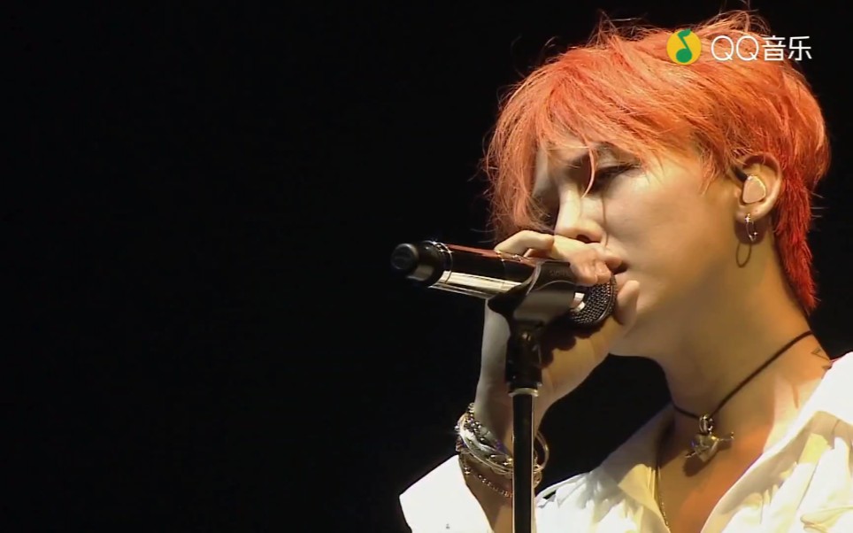 [皇冠海]bigbang每天循环多少遍的if you 演唱会现场五人 花开再相见!