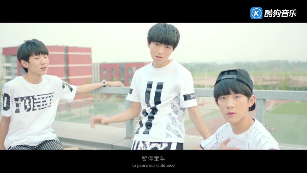 TFBOYS《剩下的盛夏》MV哔哩哔哩bilibili