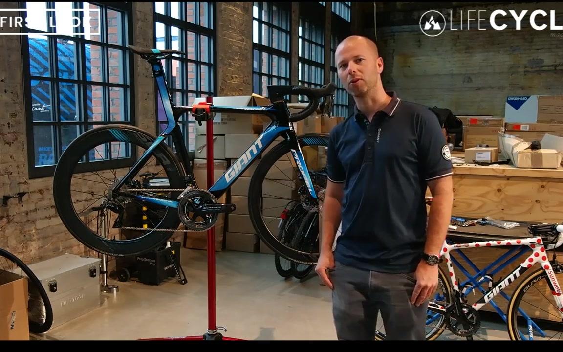 [图]都能买的起的国产公路车【Giant Propel TCR 2018 欣赏】