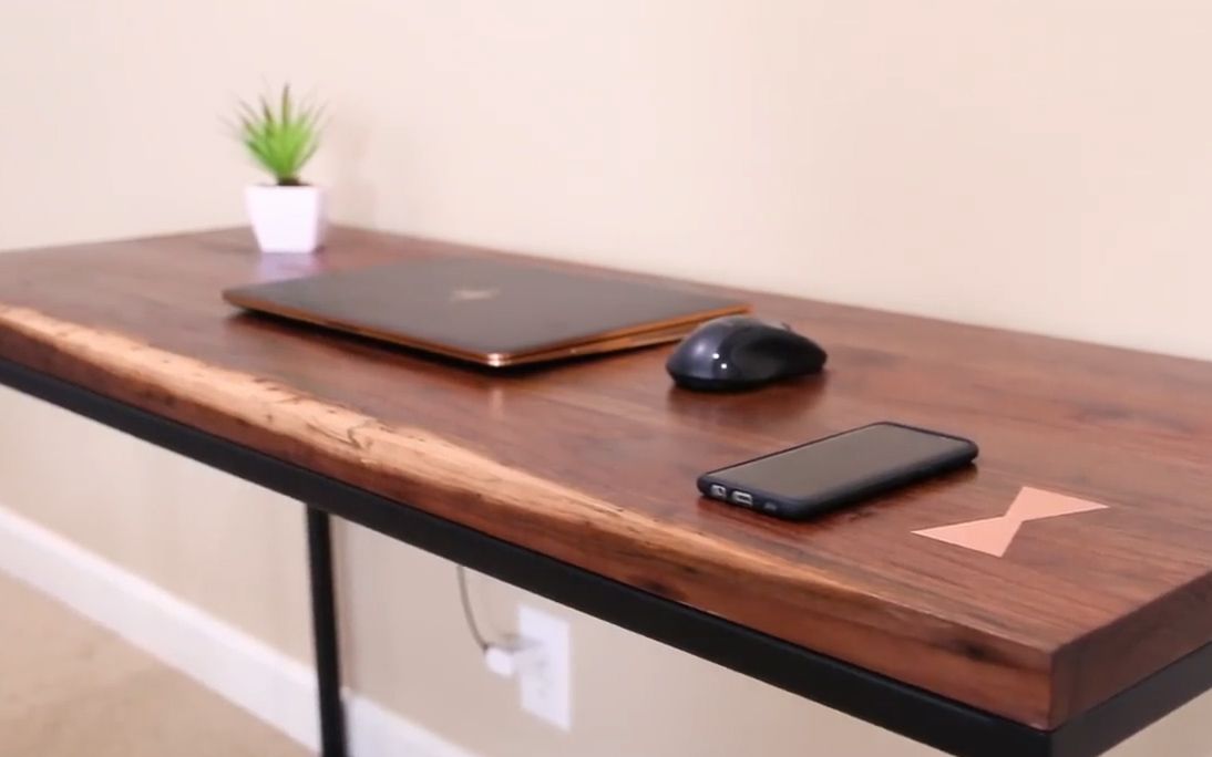 自制内置无线充电的书桌