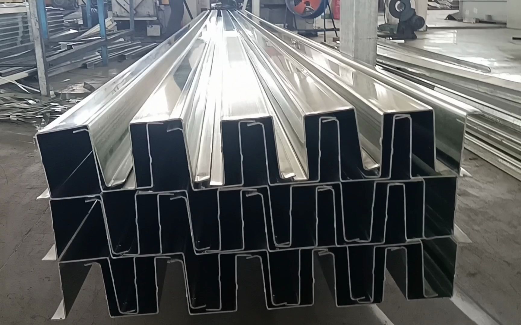 直拍车间几字型钢