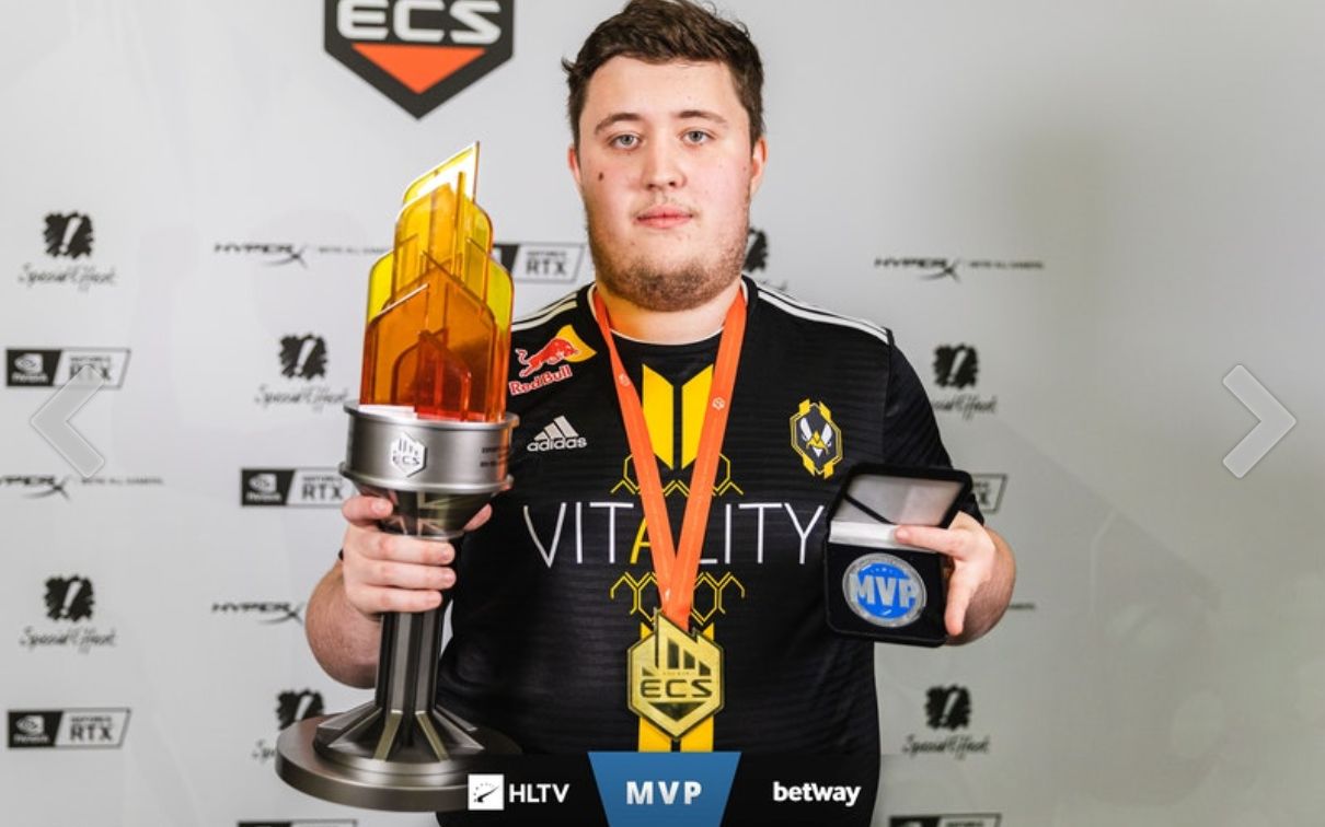 天才年轻无极限zywoo在炙热沙城收获56个frag