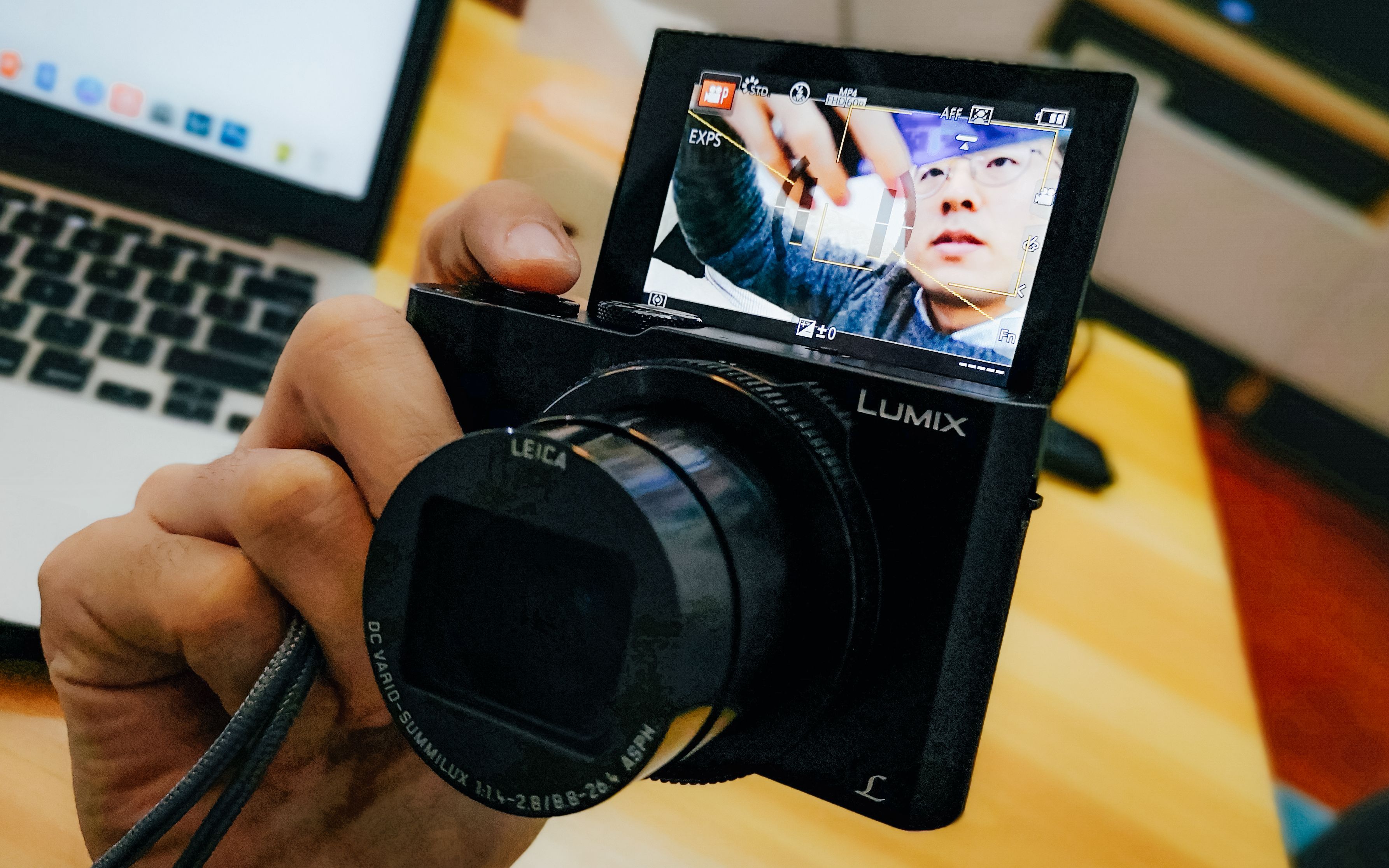 相机测评想做生活区up主这也许是最适合拍vlog的高性价比微单松下lx10