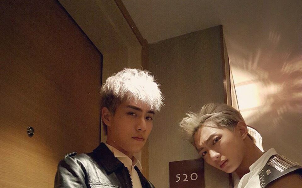 竹马兄弟(子闳明杰)_哔哩哔哩 (゜-゜)つロ 干杯~-bilibili