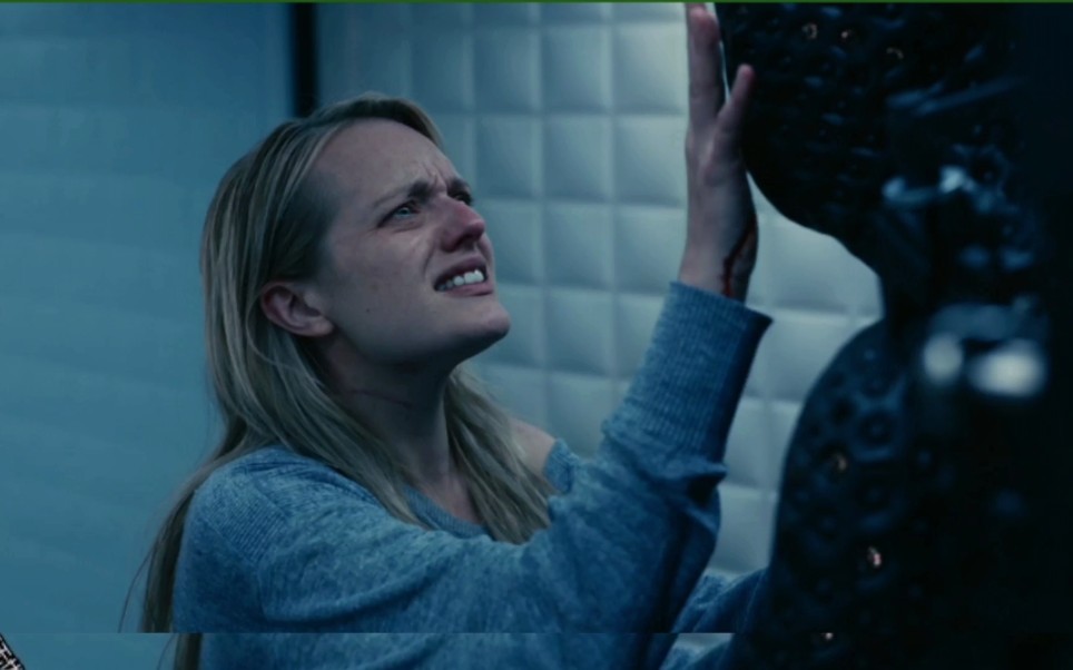 2020悬疑电影【隐形人】,一个女人自称被隐形人控制而产生的一些诡异