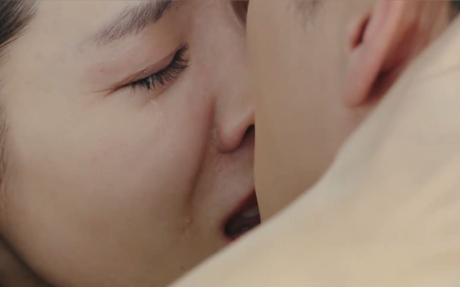 【爱的迫降|大结局瑞士舌吻|医院之吻】瑞士重逢拥吻