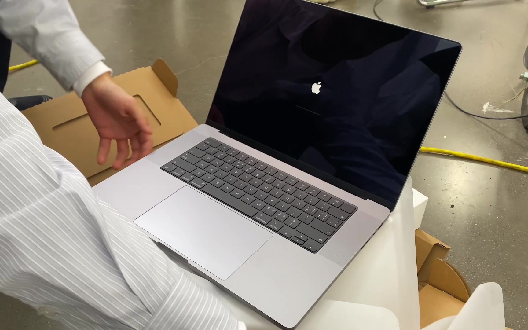 2021新款macbookpro m1pro开箱苹果笔记本