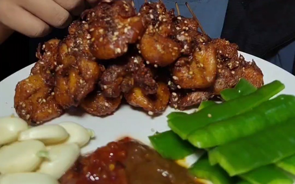 烤凤尾来10串,太好吃了!