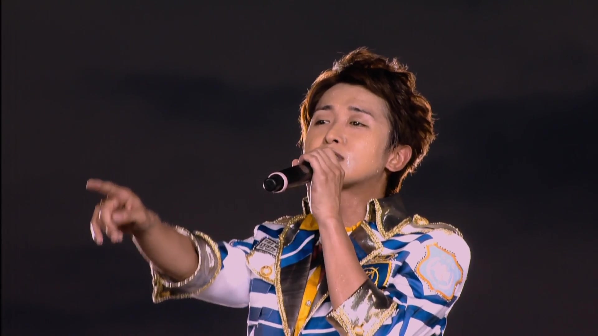 arashi - 5x10 in hawaii