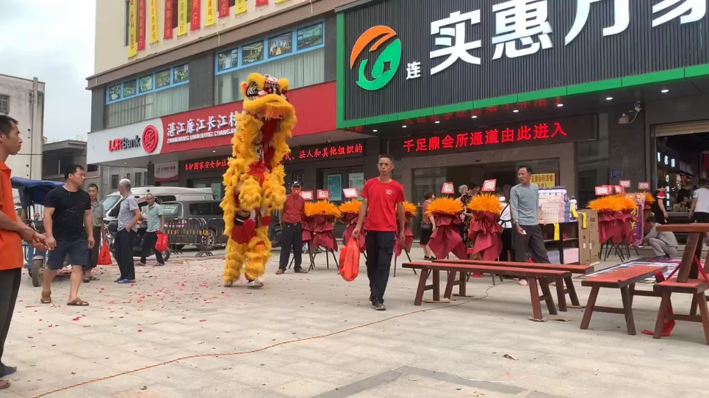 [图]开业大吉，非物质文化遗产舞狮表演