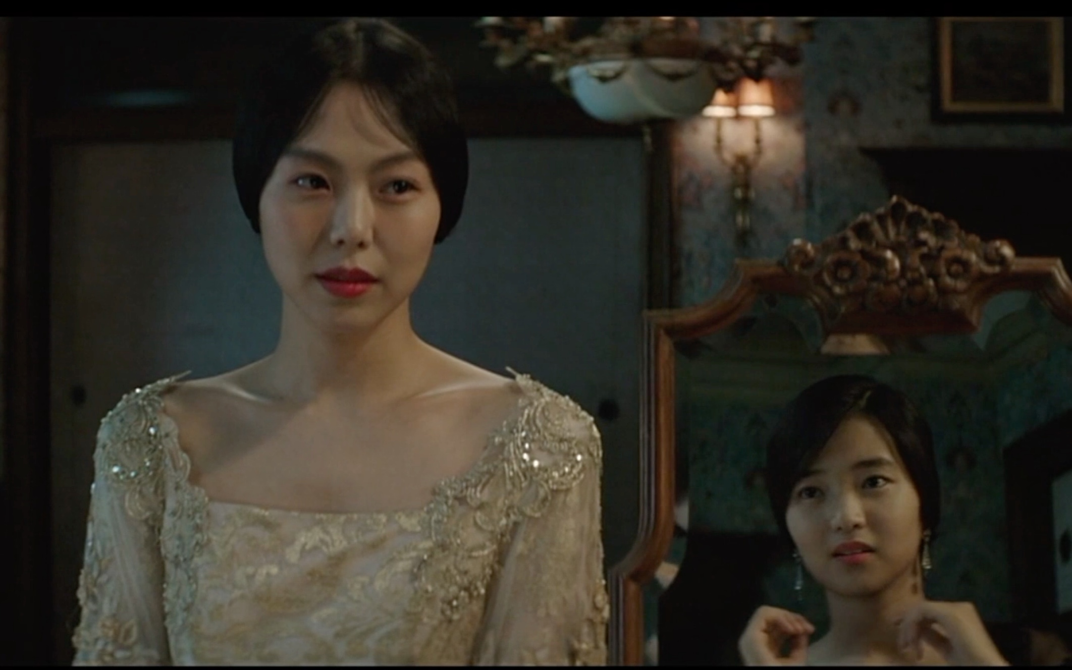 "——《小姐》「金敏喜&金泰梨」