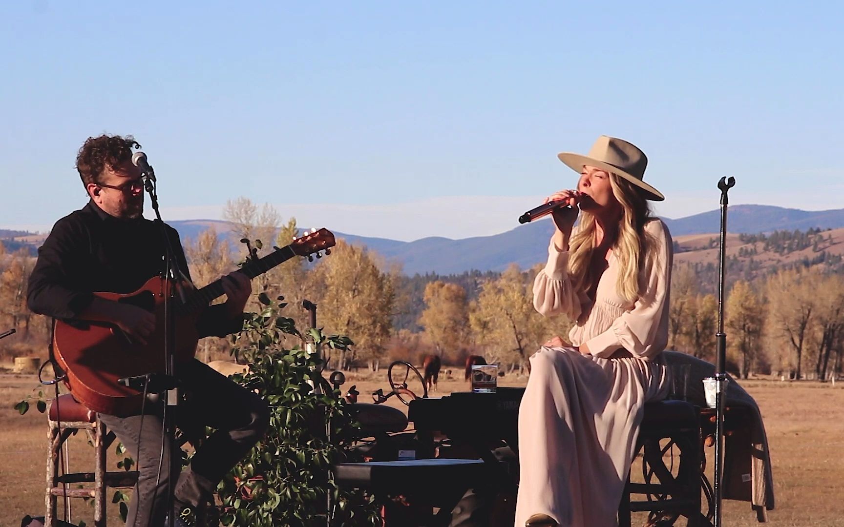 [图]【世界之巅】LeAnn Rimes - Top Of The World (Live 2022.03.12 The Ranch At Rock Creek)