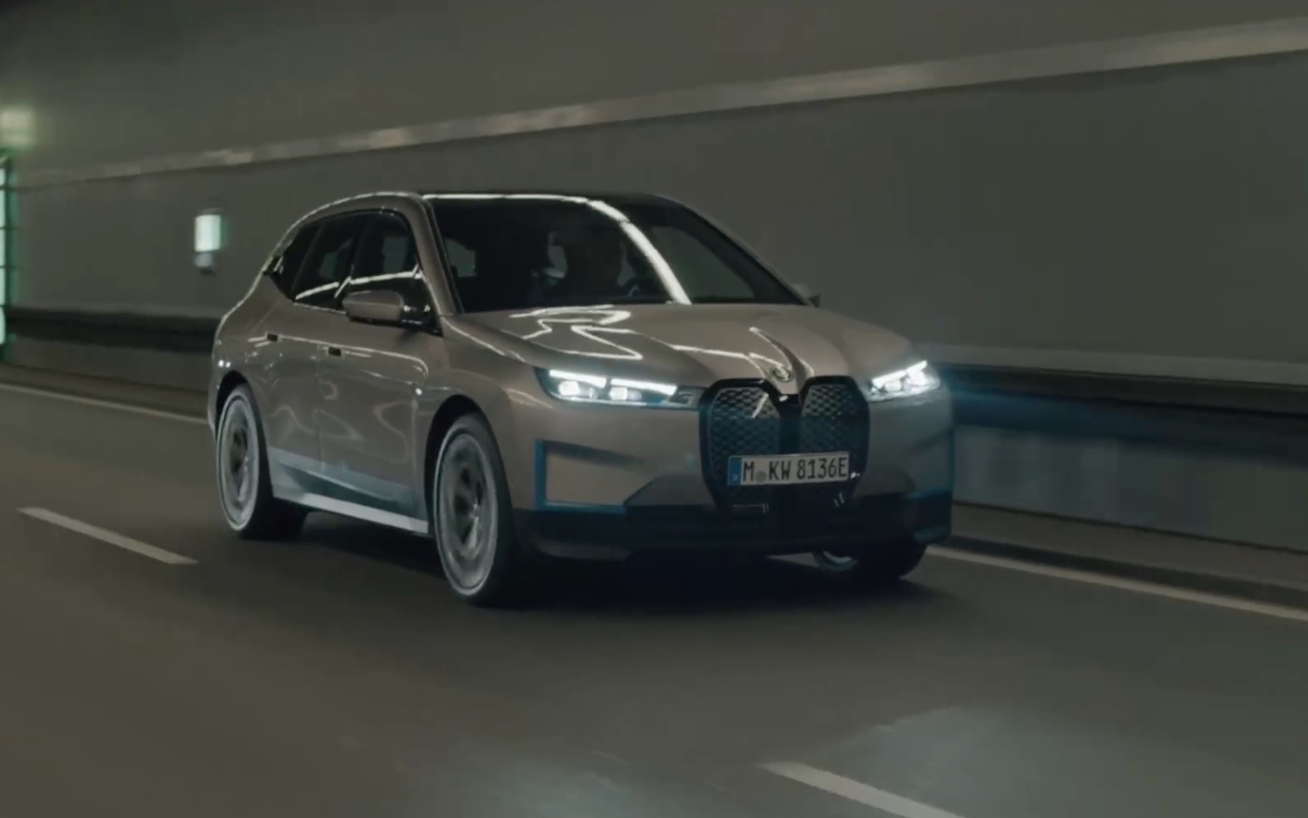 感受这个节奏夜幕下的慕尼黑宝马ix慕尼黑首航夜行体验feelthebeatthe