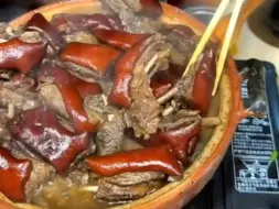 下载视频: 香肉滚三滚，神仙站不稳