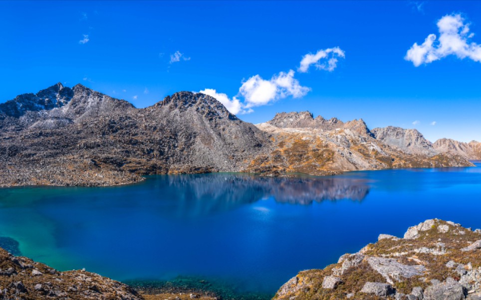 川西亚莫措根美景