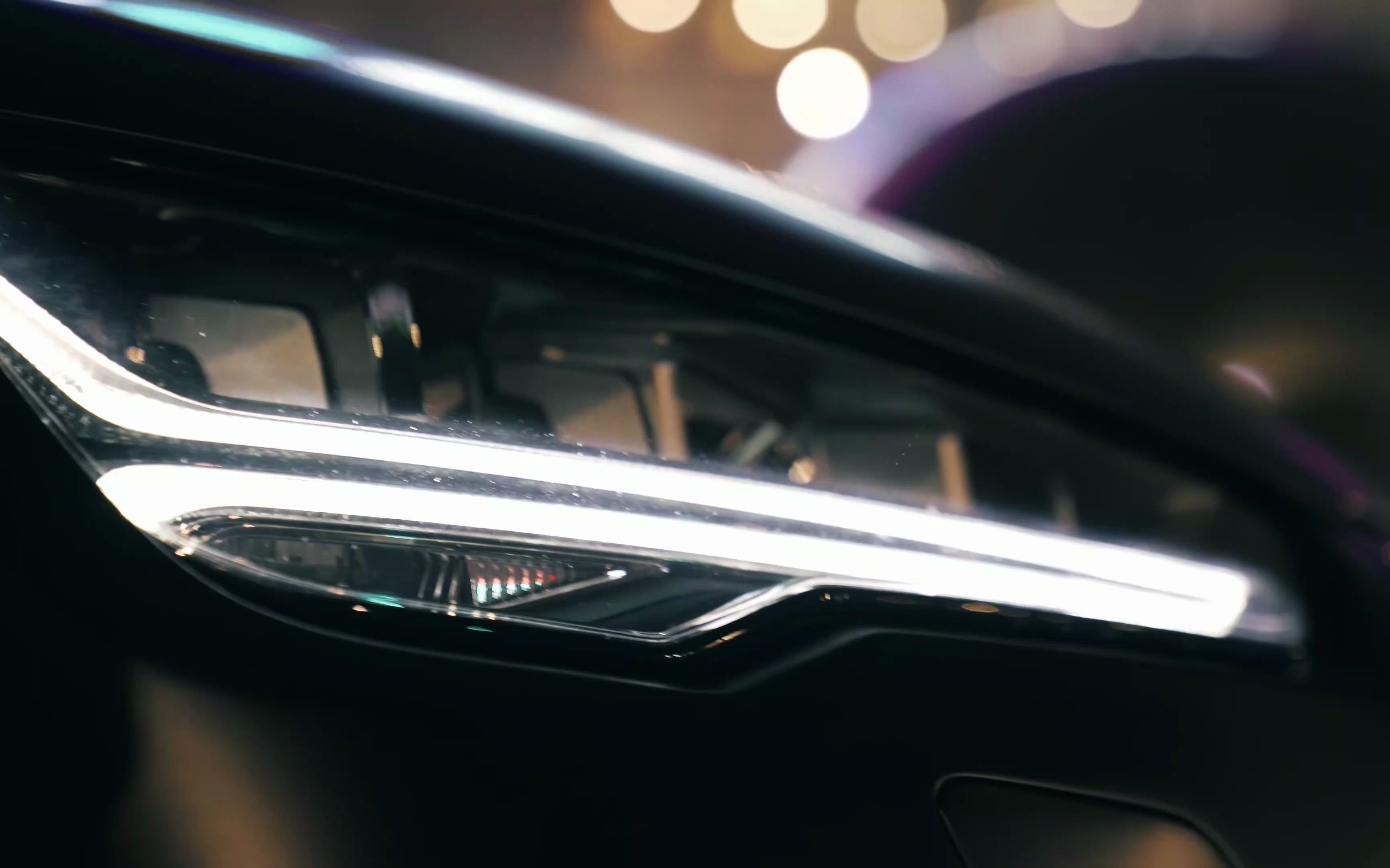 奥迪r7s4k高清60帧