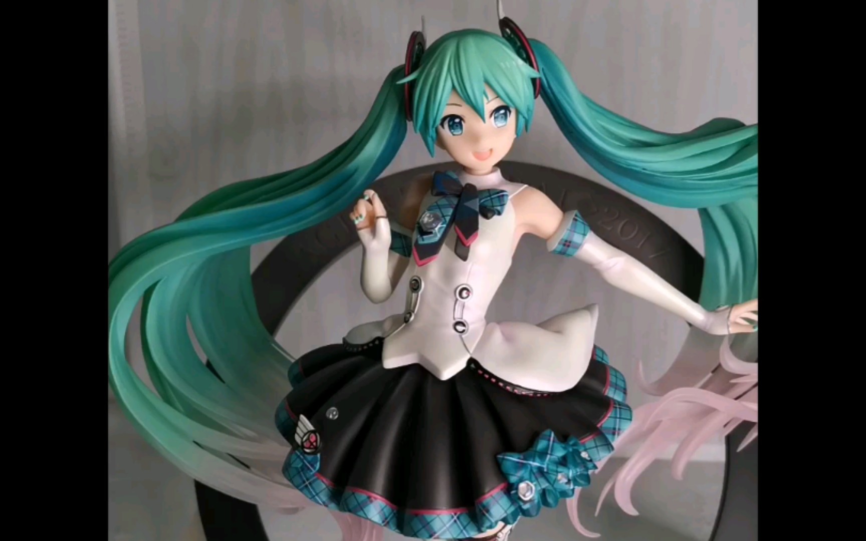 【手辦展示】f:nex 初音未來 魔法未來2017 ver. 手辦