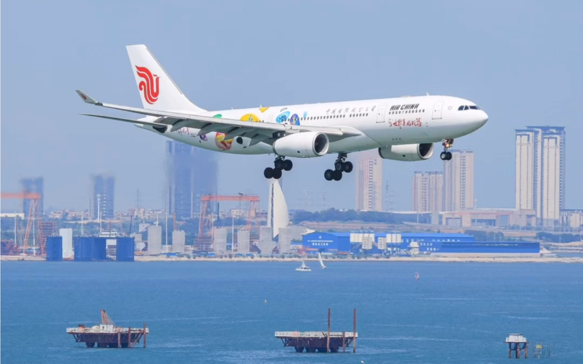 国航天府凤凰展翼 锦礼号首航厦门纪实