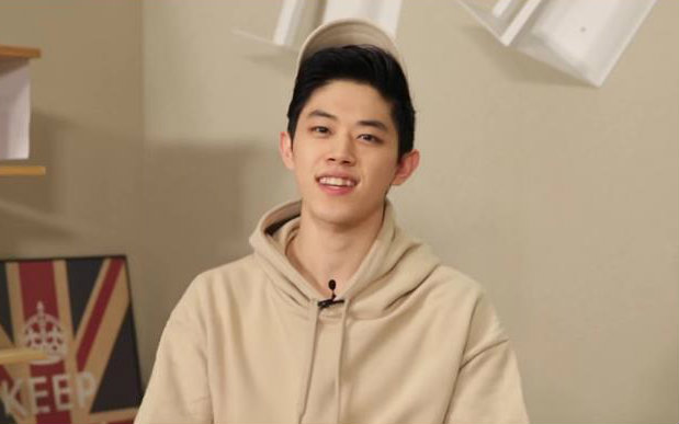 1m舞室妖男park官方采访theshowwithkris